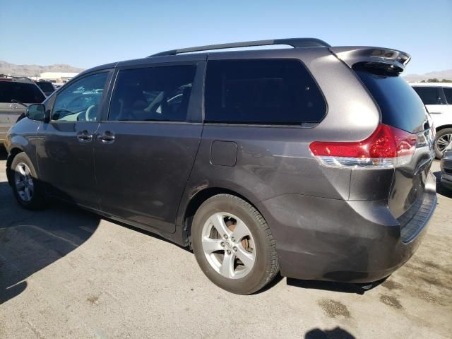 2013 Toyota Sienna LE