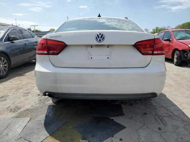 2014 Volkswagen Passat S