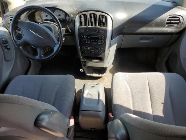 2006 Chrysler Town & Country Touring