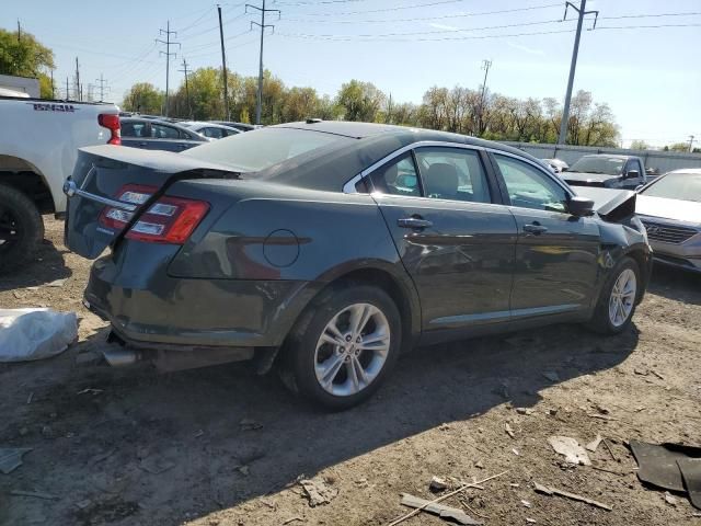 2016 Ford Taurus SE