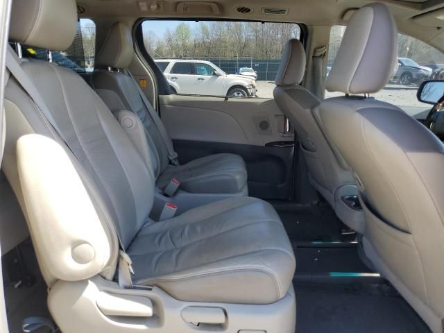 2011 Toyota Sienna XLE