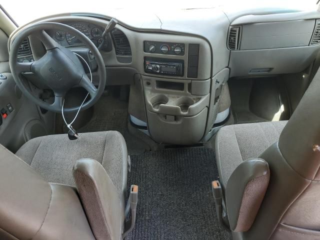 2002 GMC Safari XT