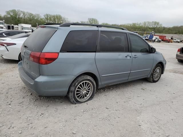 2004 Toyota Sienna CE