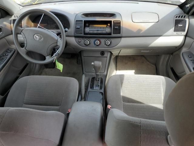 2005 Toyota Camry LE