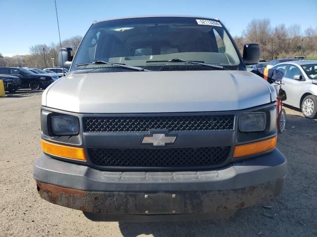 2005 Chevrolet Express G2500