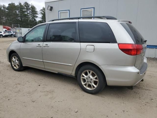 2004 Toyota Sienna XLE