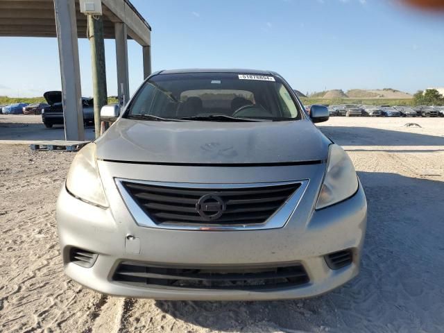 2014 Nissan Versa S