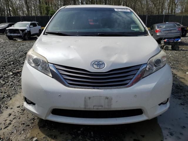 2015 Toyota Sienna XLE