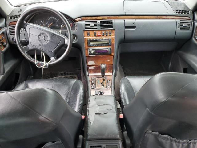 1999 Mercedes-Benz E 320 4matic