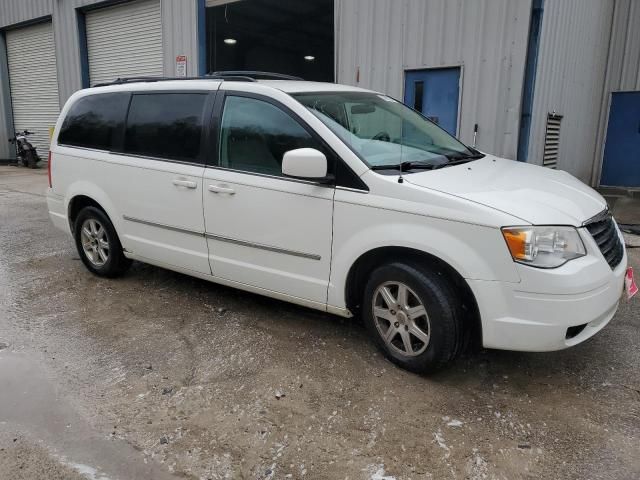 2010 Chrysler Town & Country Touring