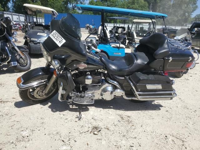 2006 Harley-Davidson Flhtcui