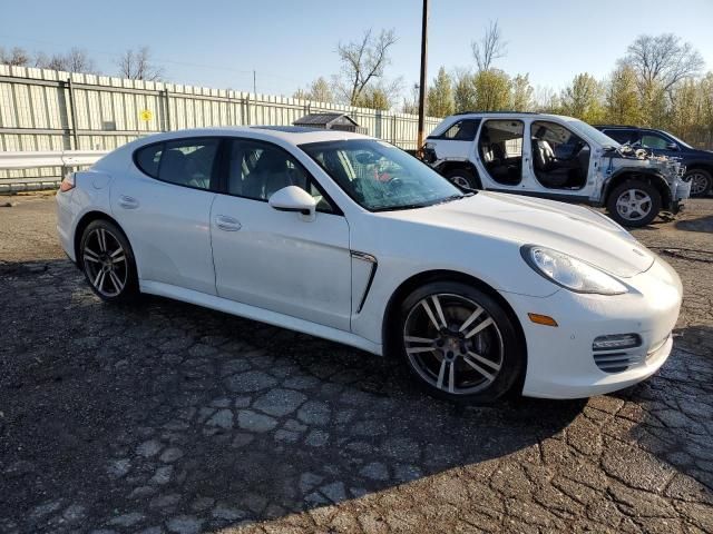 2012 Porsche Panamera 2