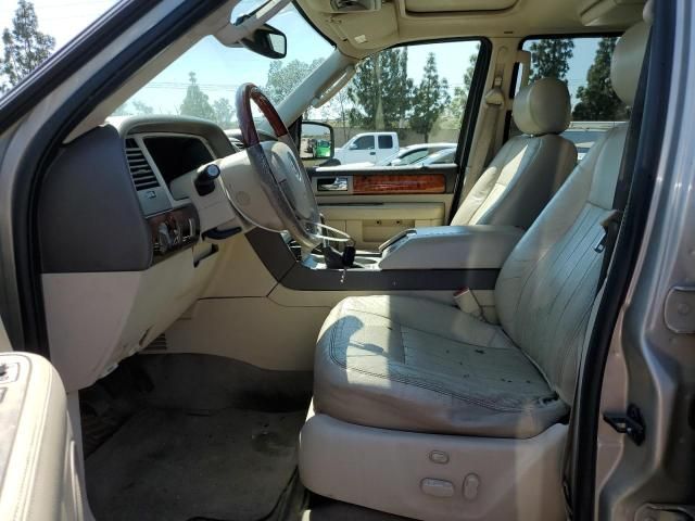 2004 Lincoln Navigator