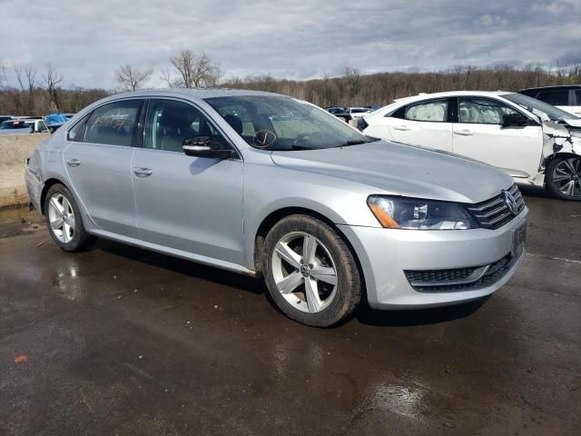 2013 Volkswagen Passat SE