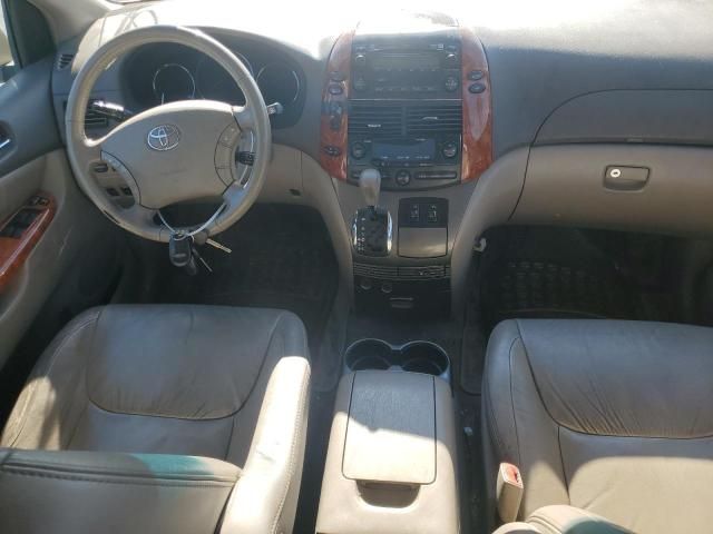 2008 Toyota Sienna XLE