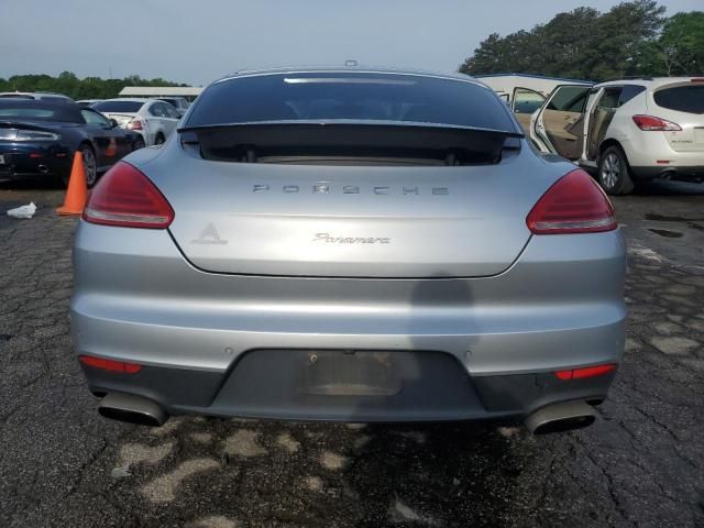 2014 Porsche Panamera 2