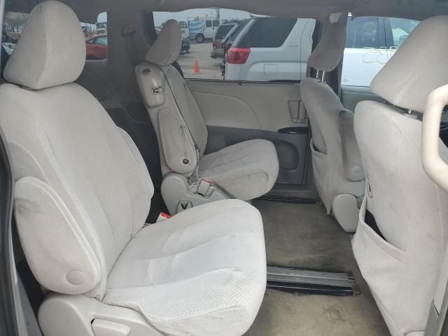 2012 Toyota Sienna LE