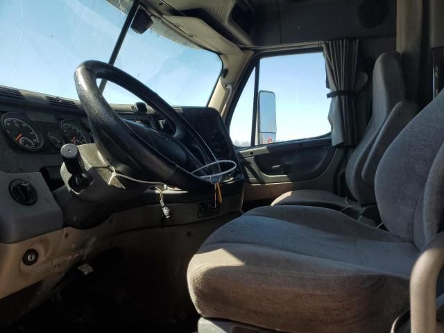 2018 Freightliner Cascadia 125