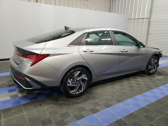 2024 Hyundai Elantra Limited