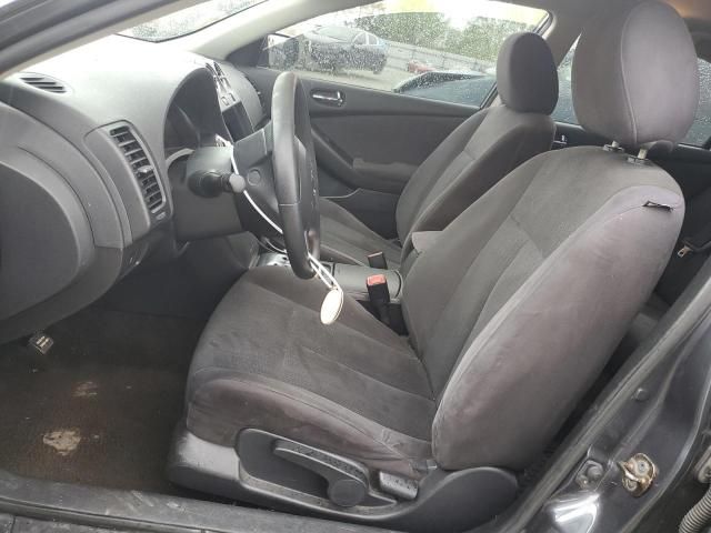 2010 Nissan Altima Base