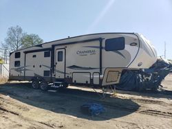 Camiones dañados por inundaciones a la venta en subasta: 2017 Coachmen Camper