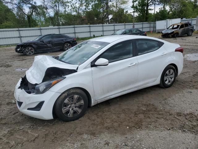 2016 Hyundai Elantra SE