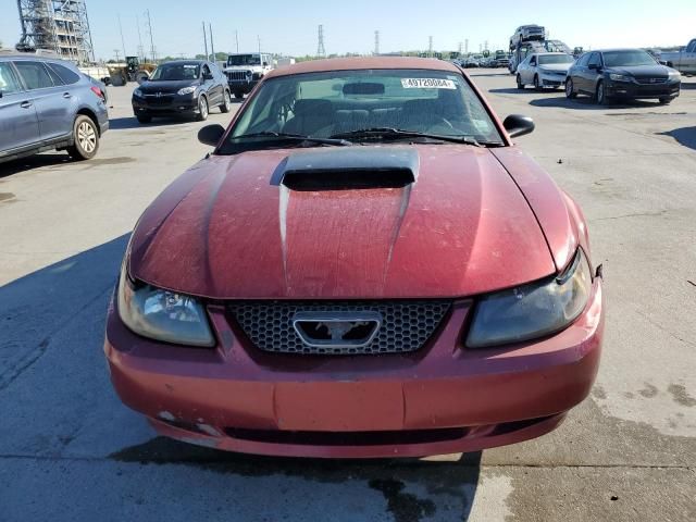 2004 Ford Mustang