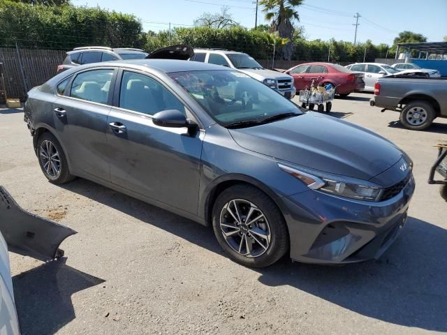 2022 KIA Forte FE