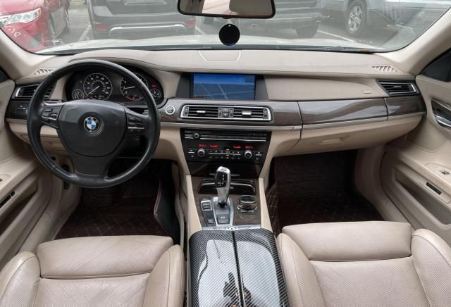 2009 BMW 750 I