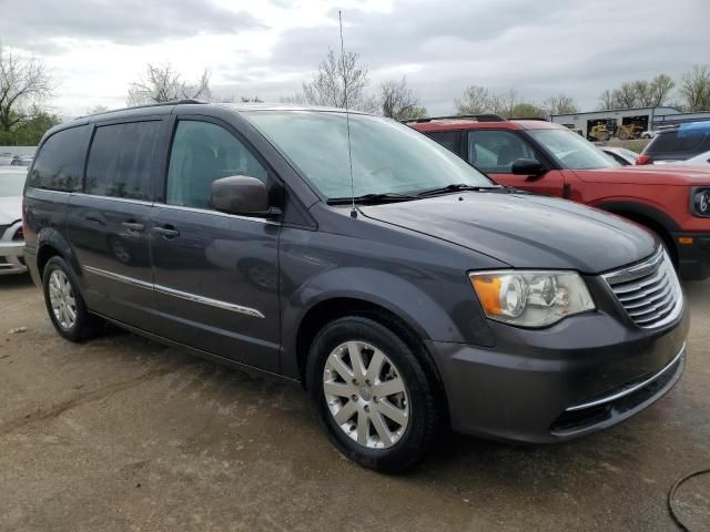 2016 Chrysler Town & Country Touring