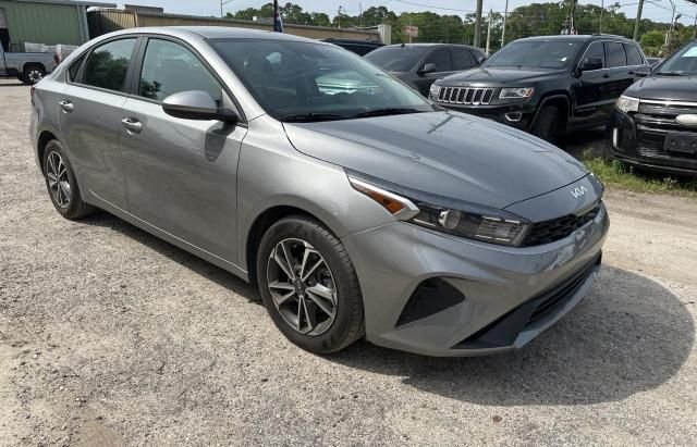 2022 KIA Forte FE