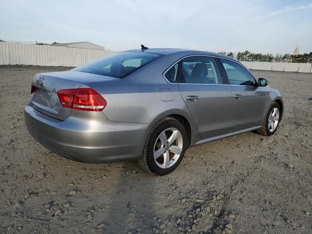 2013 Volkswagen Passat SE