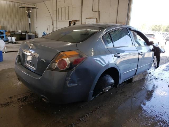 2010 Nissan Altima Base