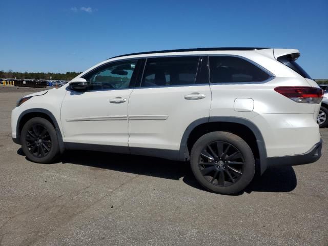 2019 Toyota Highlander SE