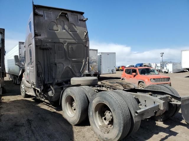 2014 Freightliner Cascadia 125