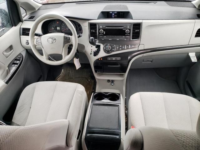 2014 Toyota Sienna LE