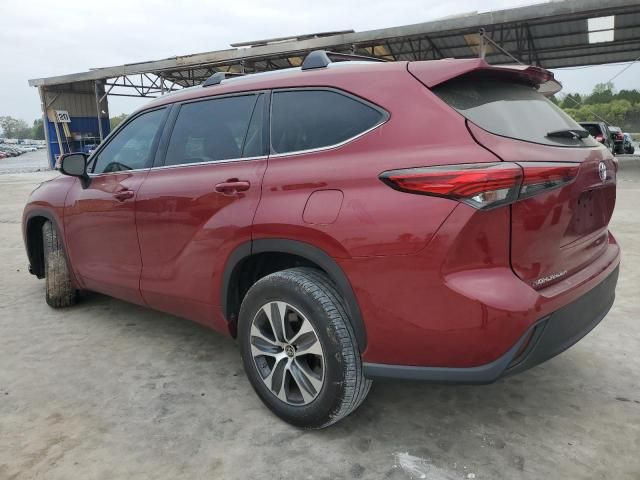 2022 Toyota Highlander XLE