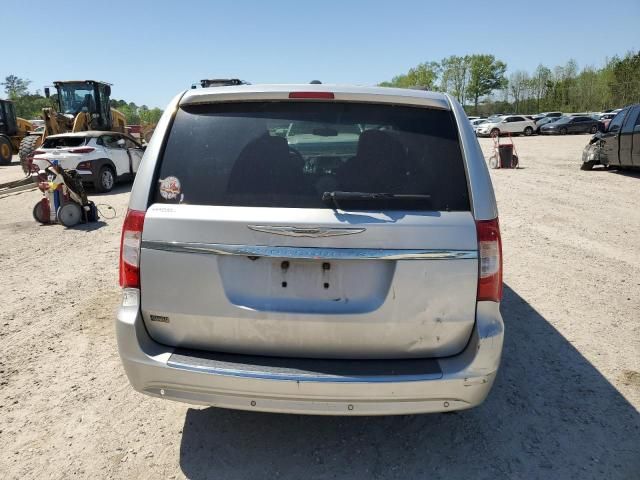 2012 Chrysler Town & Country Touring