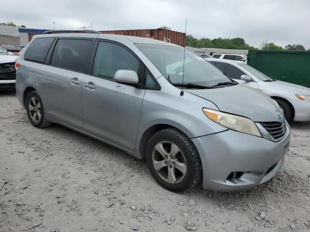 2011 Toyota Sienna LE