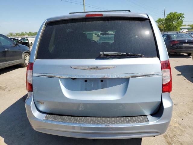 2013 Chrysler Town & Country Touring