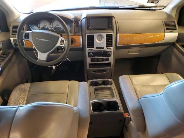 2008 Chrysler Town & Country Limited