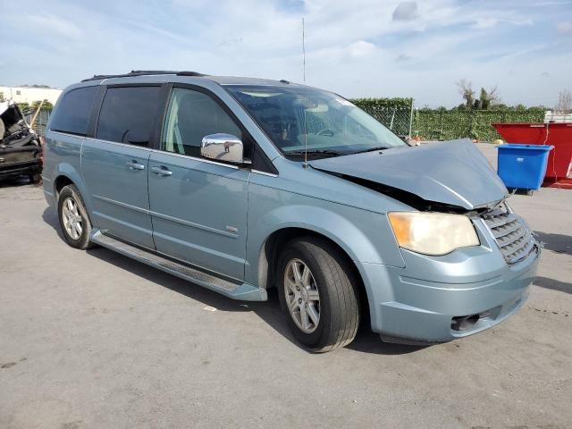 2008 Chrysler Town & Country Touring