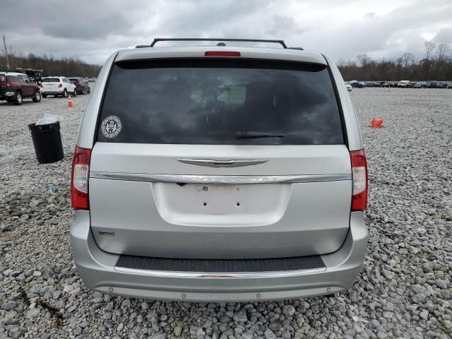 2011 Chrysler Town & Country Touring