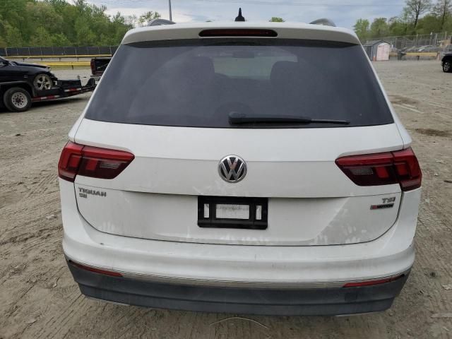 2018 Volkswagen Tiguan SE