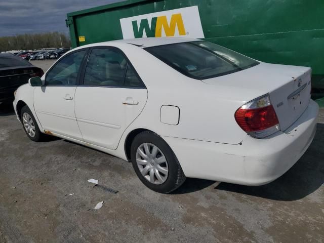 2005 Toyota Camry LE