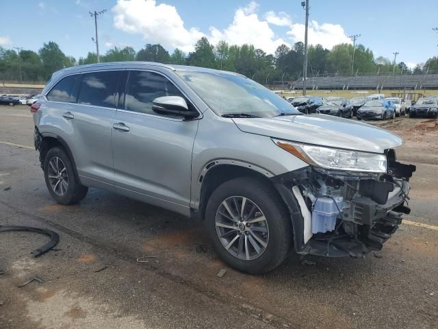 2018 Toyota Highlander SE