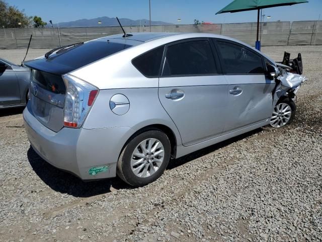 2014 Toyota Prius PLUG-IN