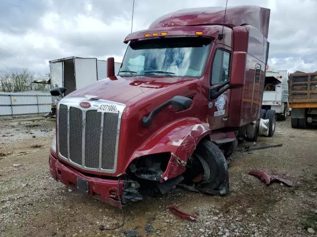 2019 Peterbilt 579