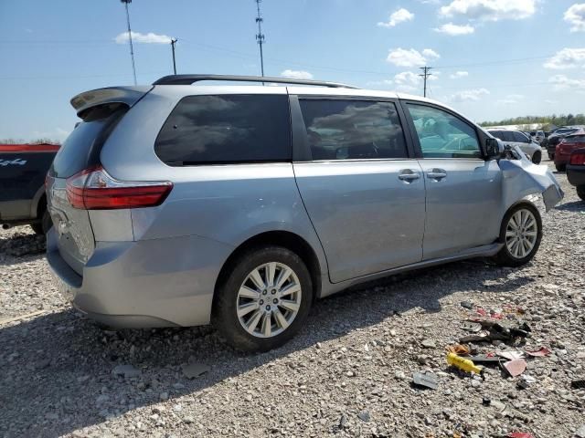 2017 Toyota Sienna LE