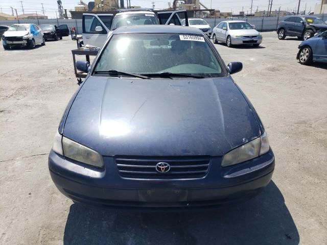 1999 Toyota Camry LE